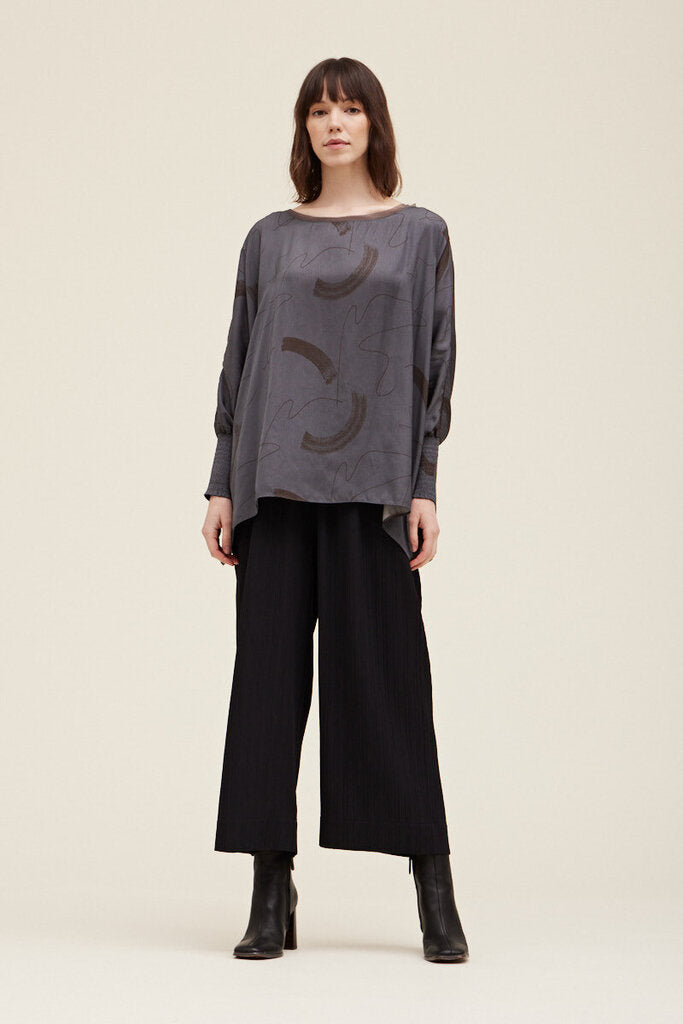 Grade & Gather Slate Abstract Print Long Sleeve Tunic Top