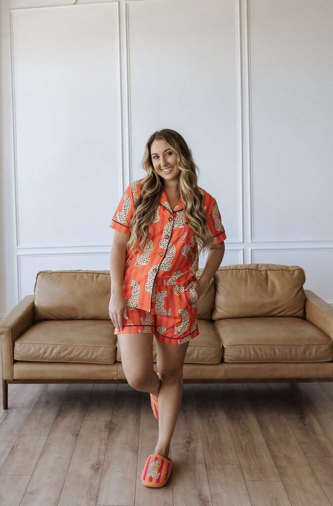 MOON RYDER BRIGHT JUNGLE WILD SHORT LOUNGE SET