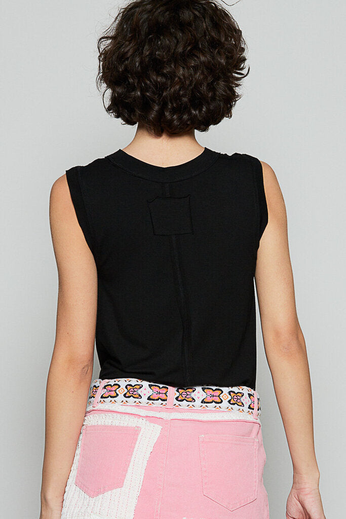 POL Sleeveless Black Round Neck Top