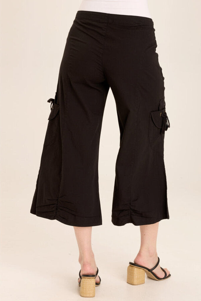 WEARABLES Black Cargo Gaucho Crop Pant