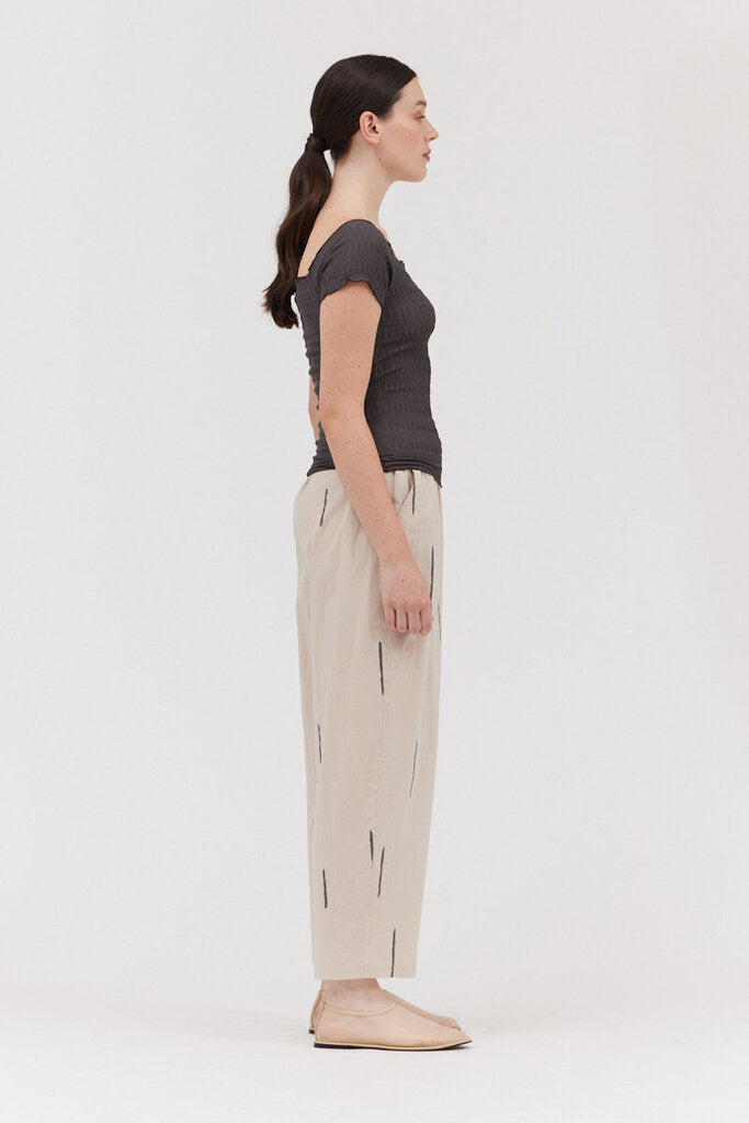 GRADE & GATHER Smoke Grey Short Sleeve Stretch Top