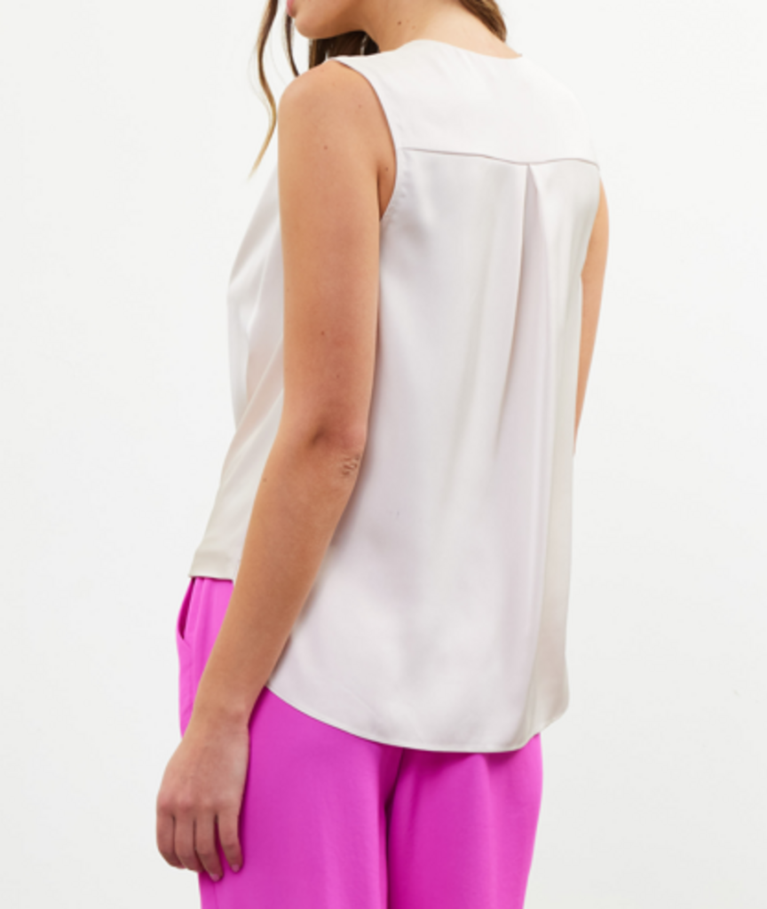 SKIES ARE BLUE Sleeveless Ivory Satin Crossover Top