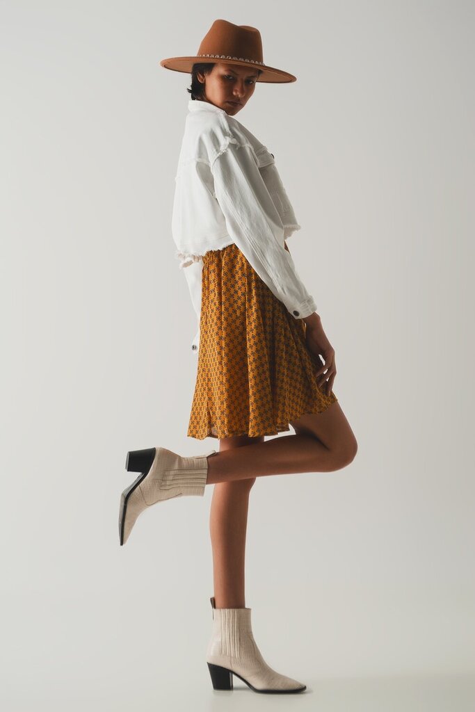 Q2 Crop White Denim Jacket with Unfinished Hemlines