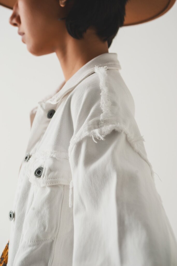 Q2 Crop White Denim Jacket with Unfinished Hemlines