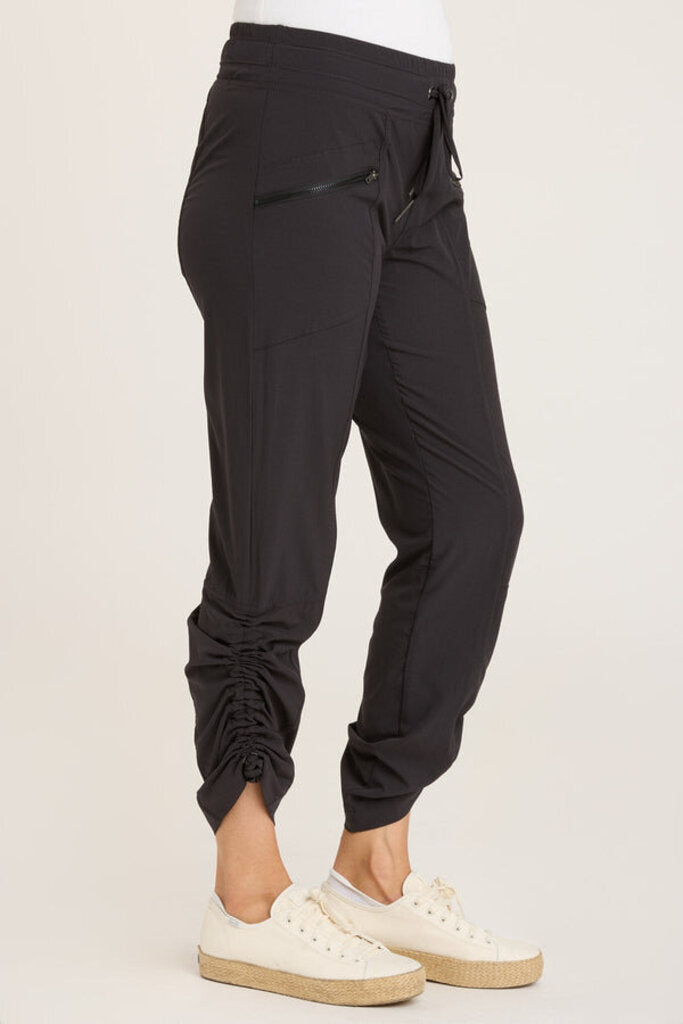 WEARABLES Black Runyon Pant