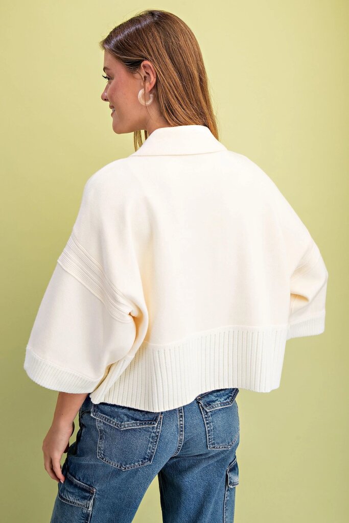 GIGIO Cream Collared Contrasting Red Stripe Sweater Top