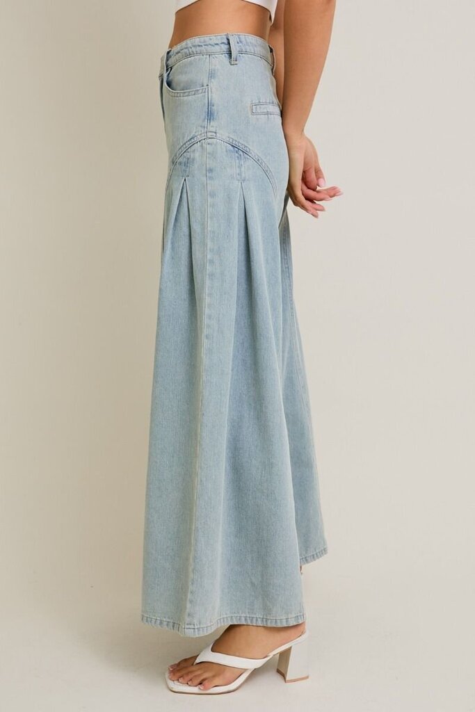 LELIS Light High-Rise Flare Denim Jeans