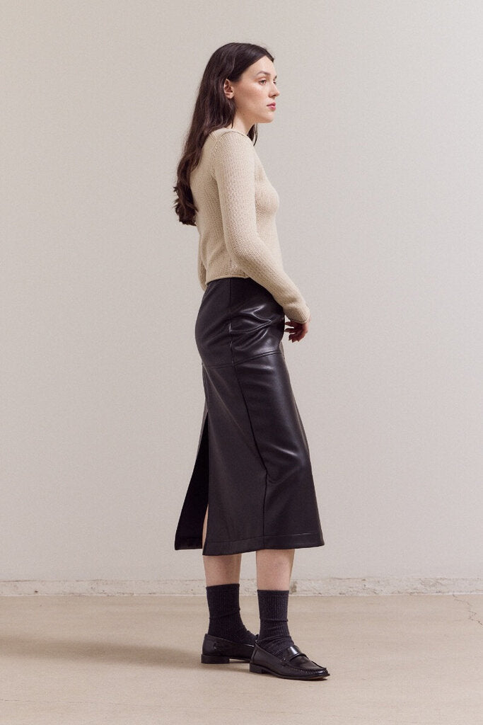 GRADE & GATHER Bone V-neck Long Sleeve Sweater