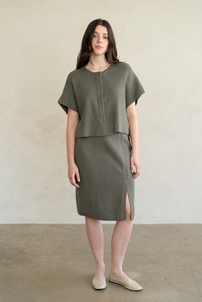 ELLE GREY Steal Grey Short Sleeve Hidden Buttons Sweater Cardigan