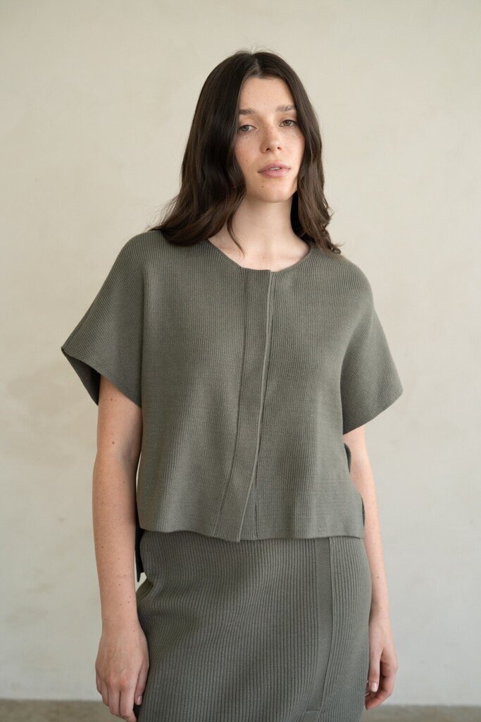 ELLE GREY Steal Grey Short Sleeve Hidden Buttons Sweater Cardigan