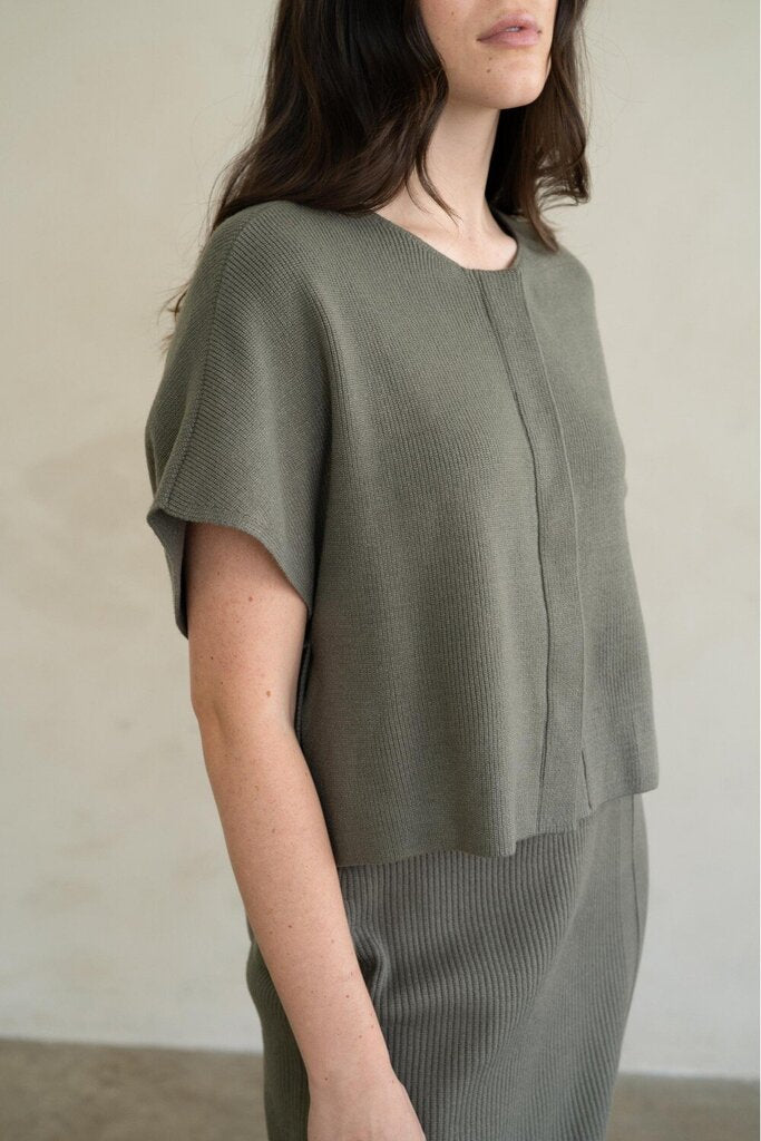 ELLE GREY Steal Grey Short Sleeve Hidden Buttons Sweater Cardigan
