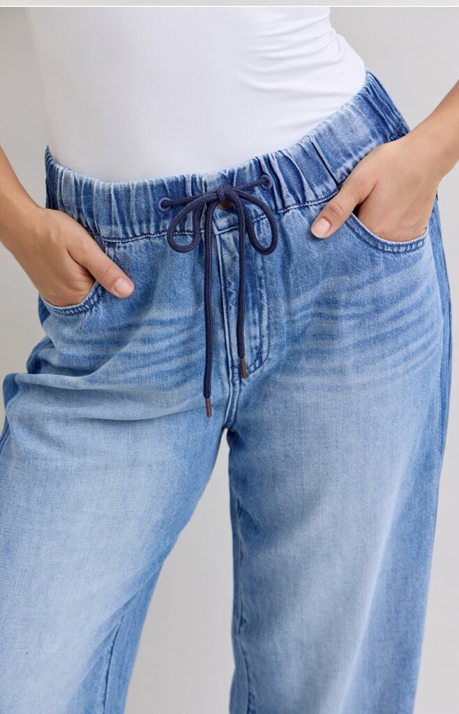 JUDY BLUE High Waist Wilhemina Side Panel Wide Leg Jean