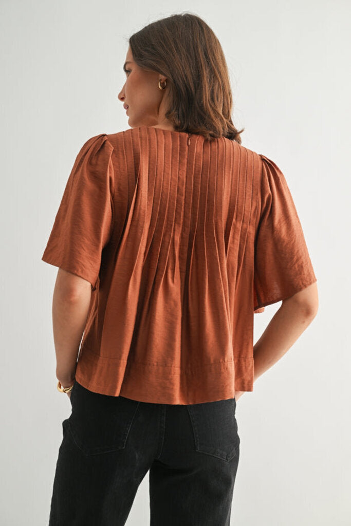 FUN2FUN Cinnamon Short Sleeve Pintuck Top