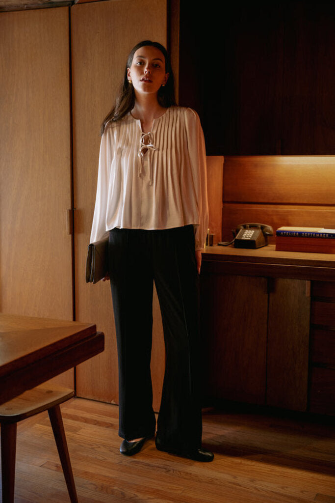 FUN2FUN Ivory Long Sleeve Pentucking Blouse Top