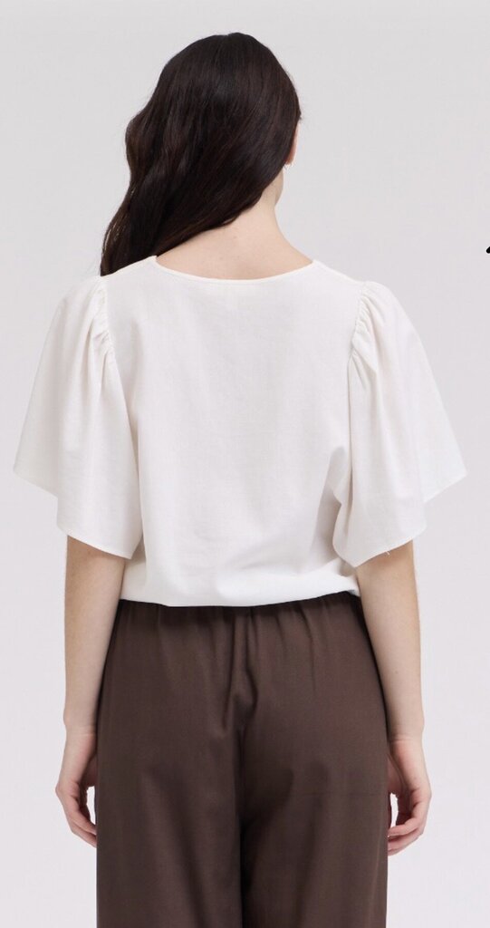 GRADE AND GATHER Off White V-neck Short Sleeve Top