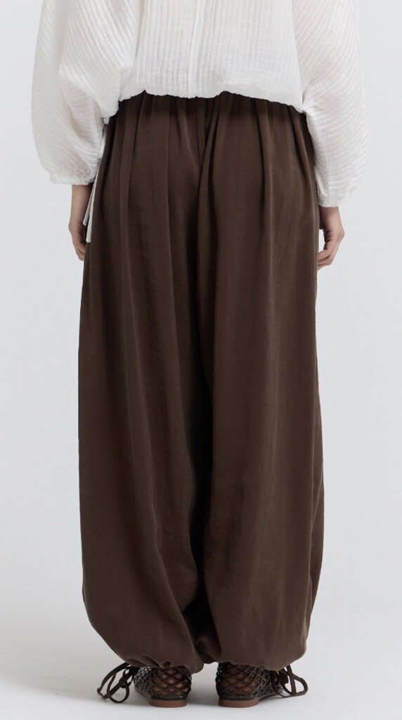 GRADE AND GATHER Chocolate Balloon Pants