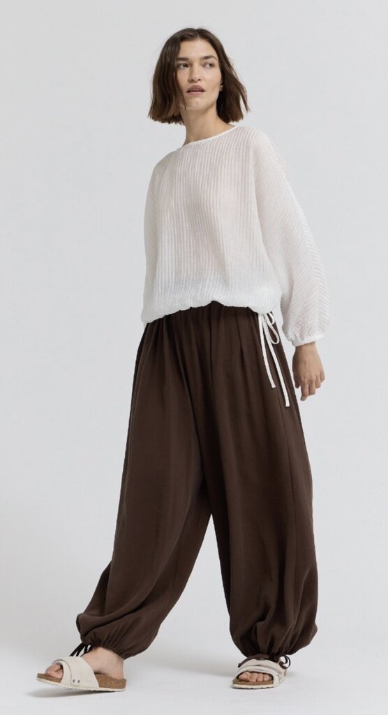 GRADE AND GATHER Chocolate Balloon Pants