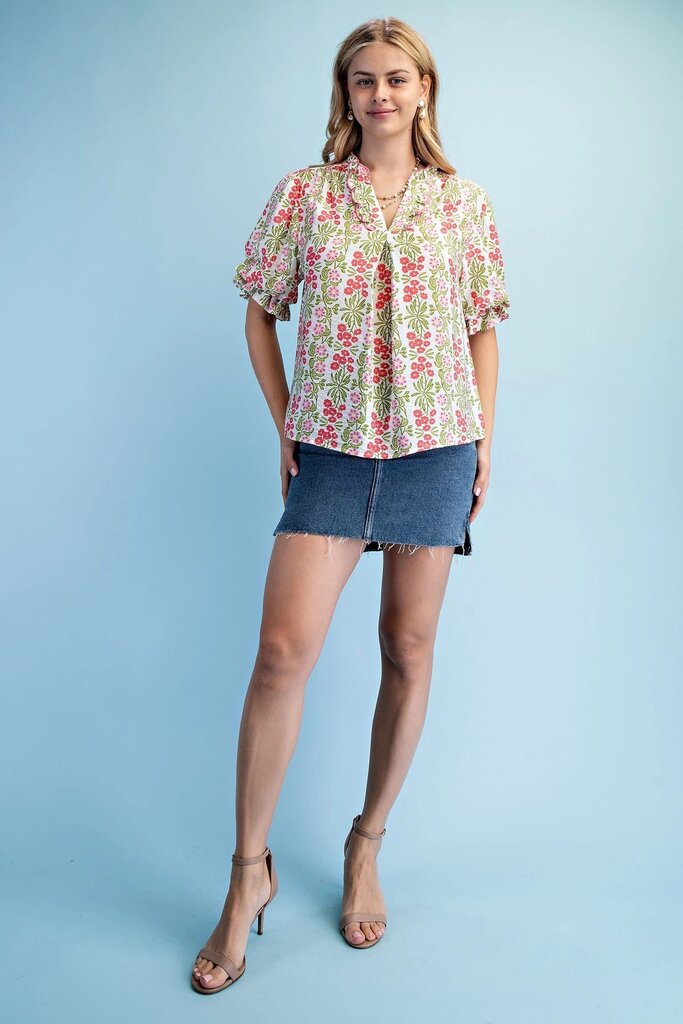 GIGIO Cream with Green and Pink Floral Short Sleeve Top