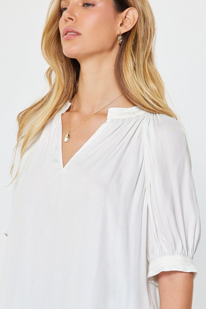 CURRENT AIR White Short Sleeves V-neck Top