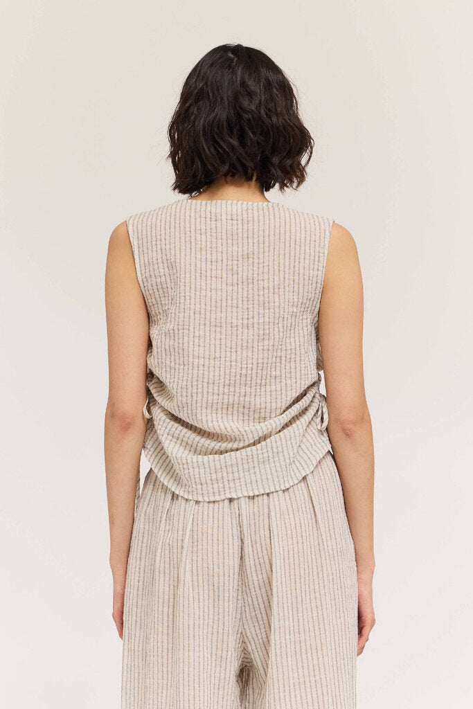 GRADE & GATHER Sleeveless Cream and Black Pinstripe w/Adjustable Sides Top