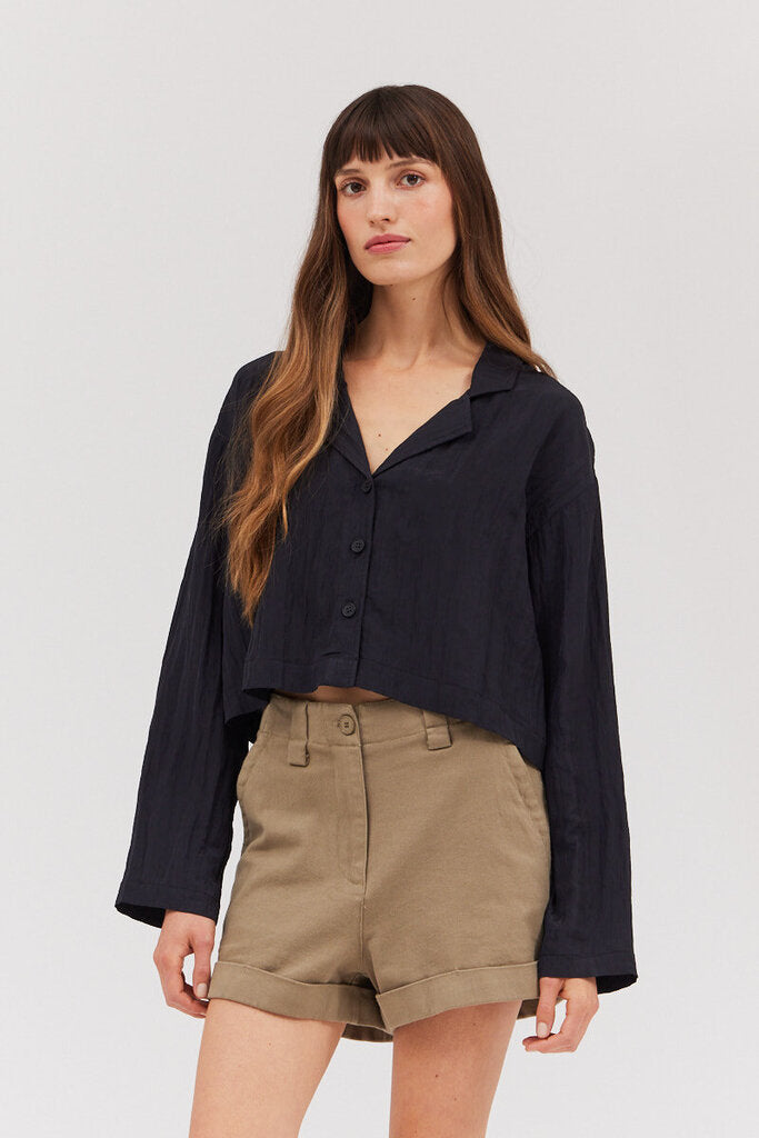 GRADE & GATHER Black Long Sleeve Button-up Top