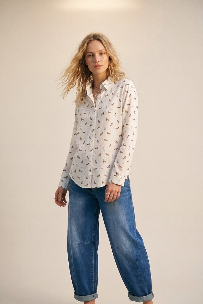 Q2 White Button-up Dog Print Long Sleeve Top