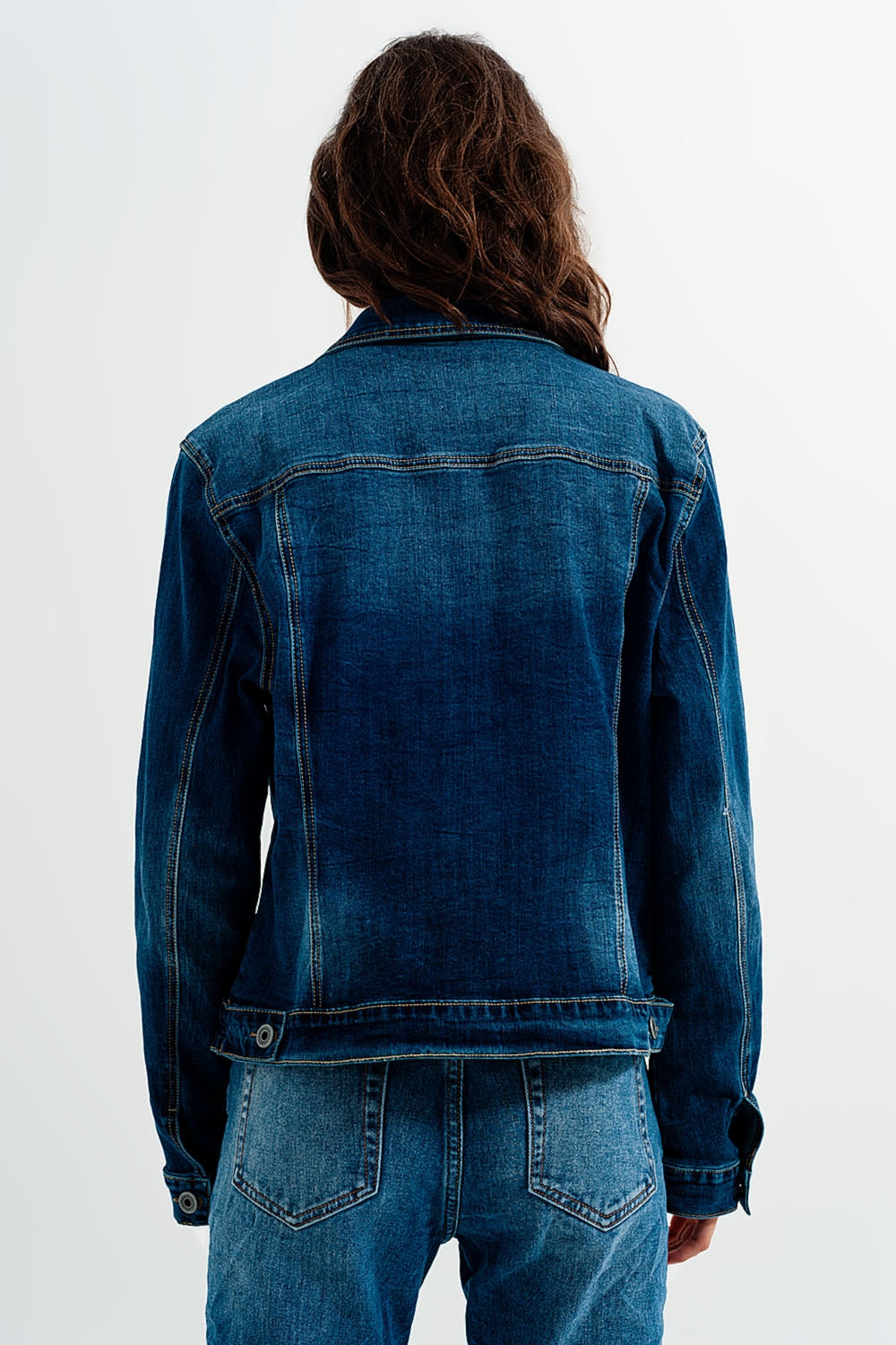 Cropped denim jacket in darkwash blue