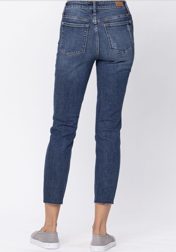 JUDY BLUE Mid-Rise Cut Off Hem Relaxed Fit Jean