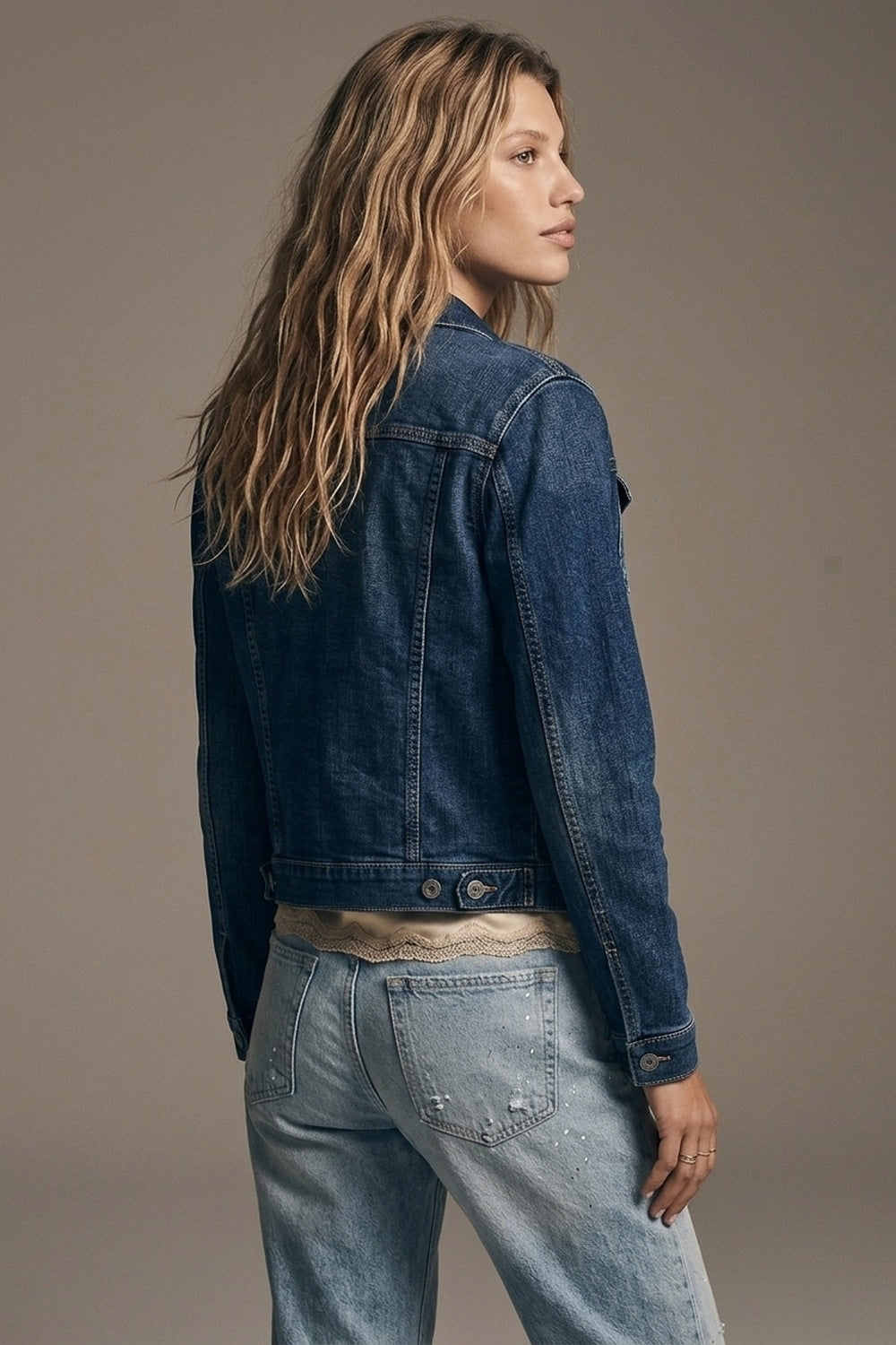 Cropped denim jacket in darkwash blue