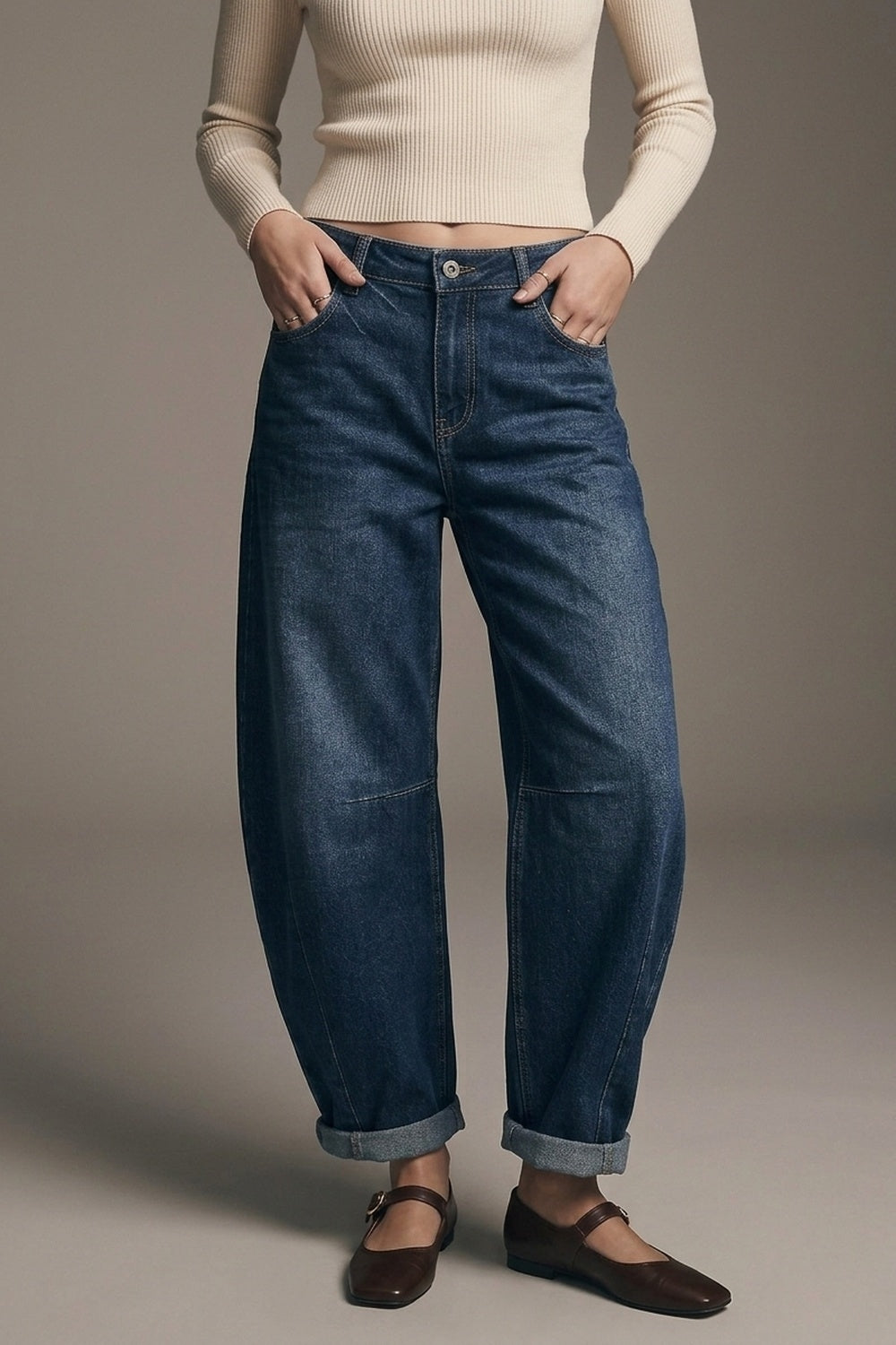 Barrel jeans with balloon-style knee seam detail