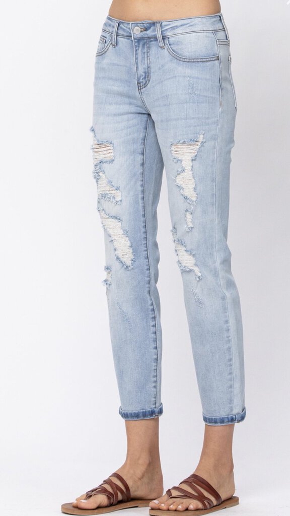 JUDY BLUE Light Wash Distress Mid-Rise Boyfriend Jean