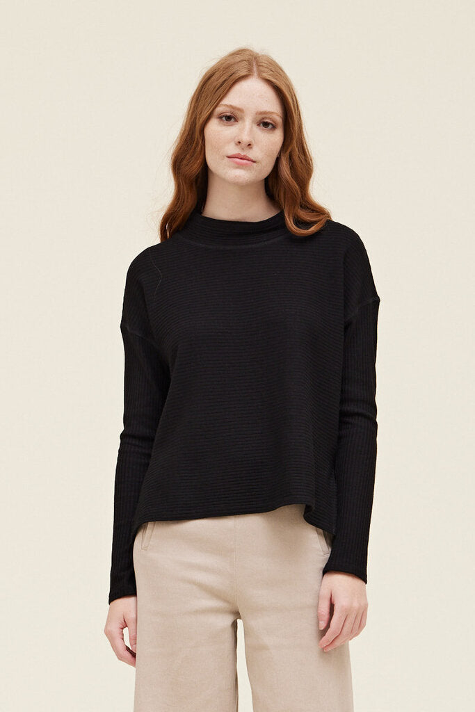 Grade & Gather Black Ribbed Long Sleeve Knit Top