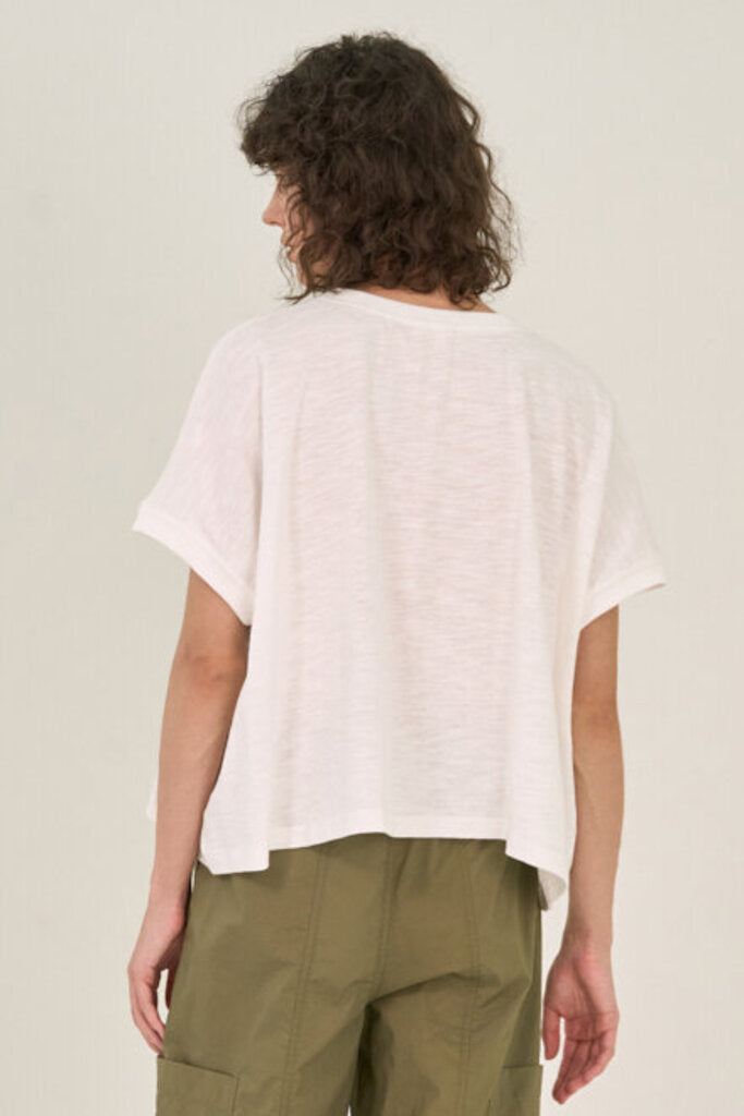 Grade & Gather White Short Sleeve Flowy Cotton Tee