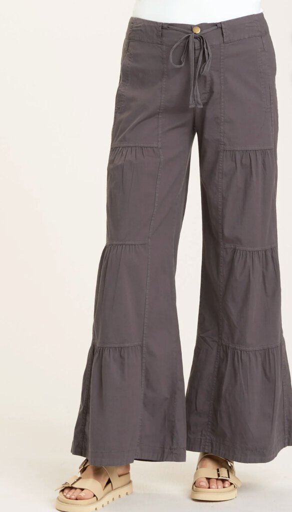 XCVI Charcoal Terraced Ruched Wide Leg Pant