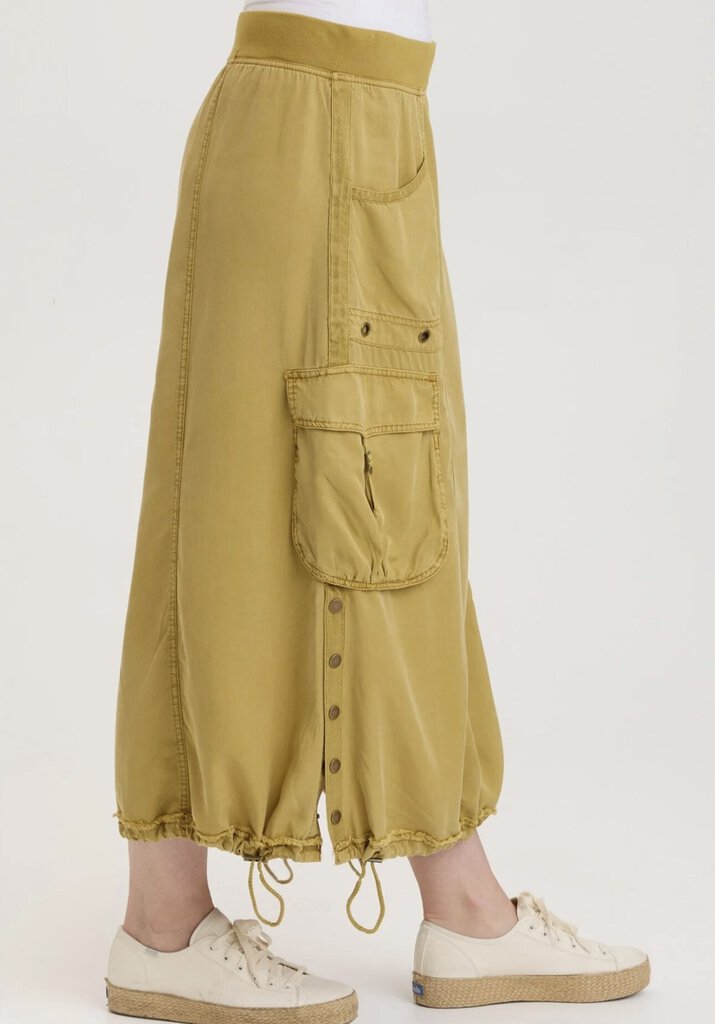 XCVI Faded Lime Banded Leslyn Cargo Pocket Skirt