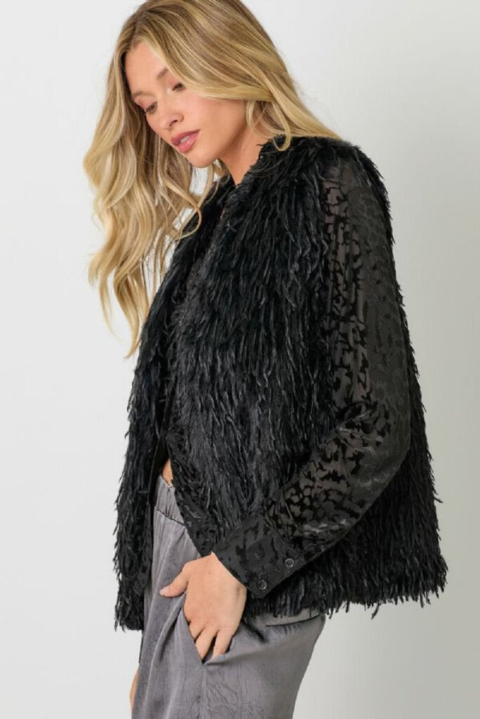 MYSTREE SLEEVELESS BLACK SHAGGY VEST