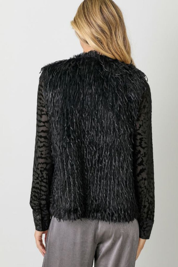 MYSTREE SLEEVELESS BLACK SHAGGY VEST