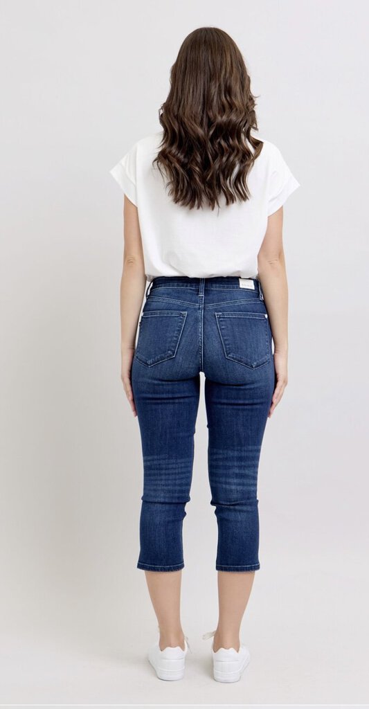 JUDY BLUE DARK WASH CAPRI JEAN