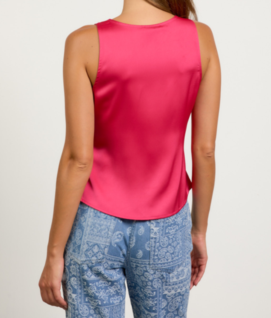 SKIES ARE BLUE Sleeveless Pink V-neck Gathered Front Top