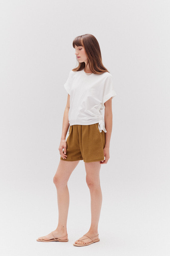 GRADE & GATHER White Short Sleeve with Side Scrunch Top