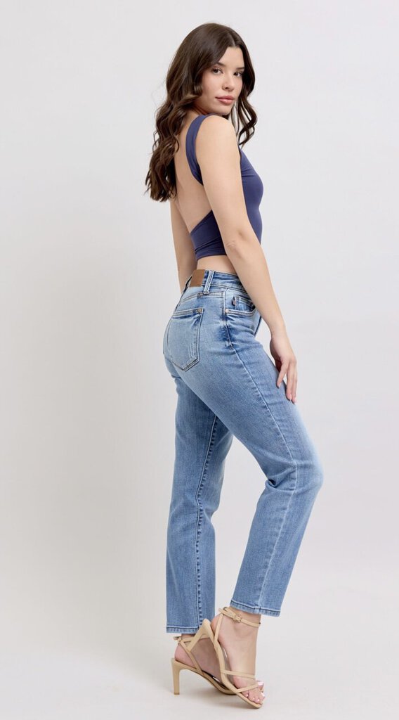 JUDY BLUE Mid-Rise Vintage Wash Slim Fit Jean