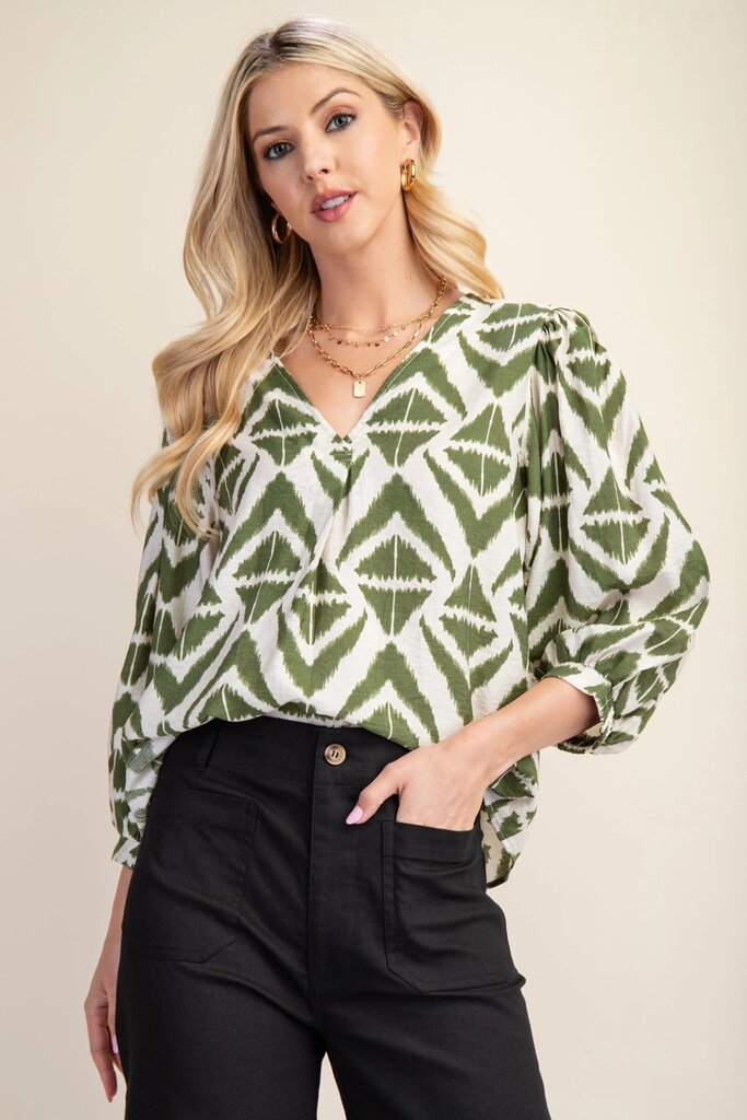 GIGIO Olive and Cream Mid Sleeve Printed V-Neck Top