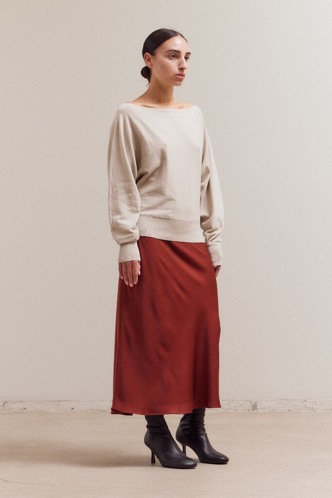 GRADE & GATHER Cream Long Sleeve Banded Bottom Knit Top
