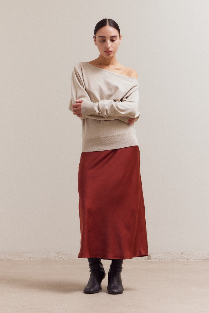 GRADE & GATHER Cream Long Sleeve Banded Bottom Knit Top