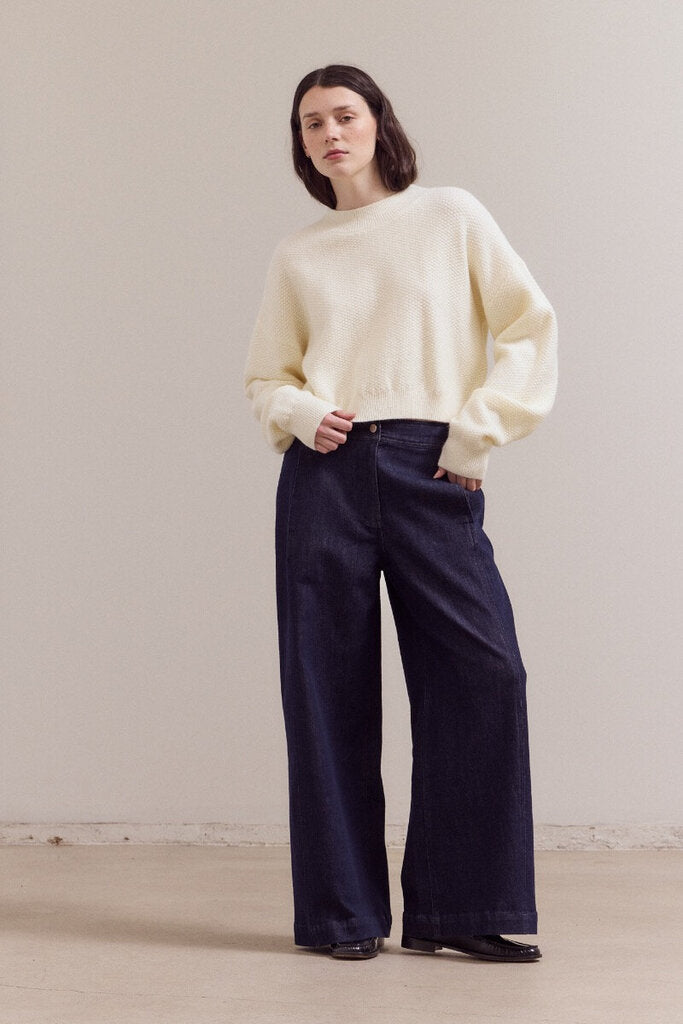 GRADE & GATHER Ivory Crew Neck Long Sleeve Sweater