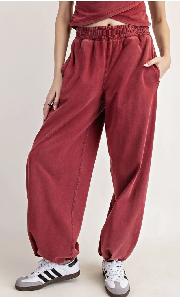 EESOME Winterberry Jogger Sweatpants