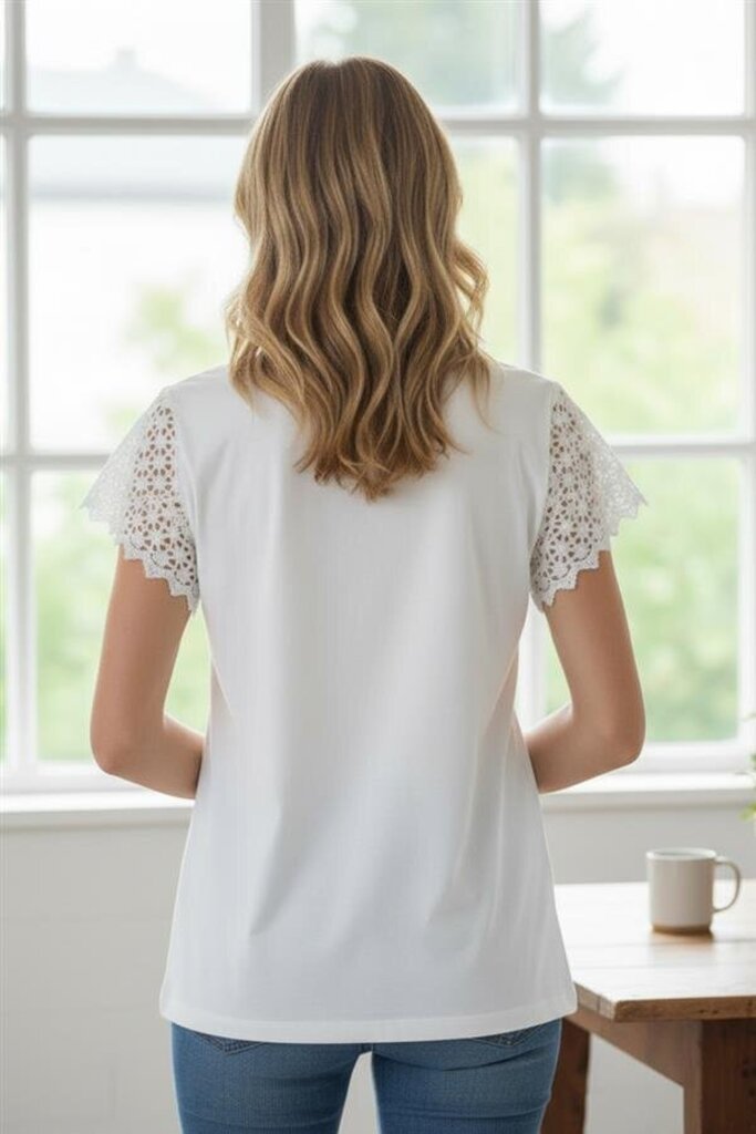 STACCATO White Cotton w/Scalloped Floral Lace Short Sleeve Top