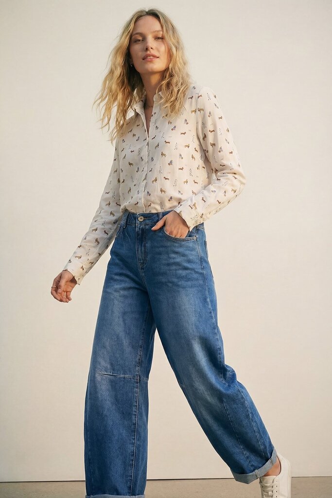 Q2 White Button-up Dog Print Long Sleeve Top