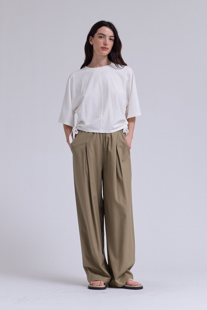 GRADE & GATHER White Scrunch Side Ties Short Sleeve Top