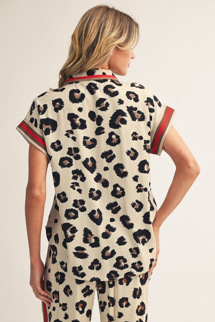 JODIFL Leopard Short Sleeve Button-up Top